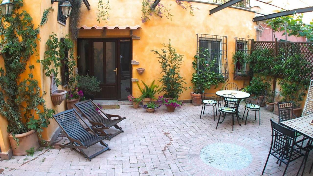 La Piazzetta Di Roma Villa Eksteriør bilde